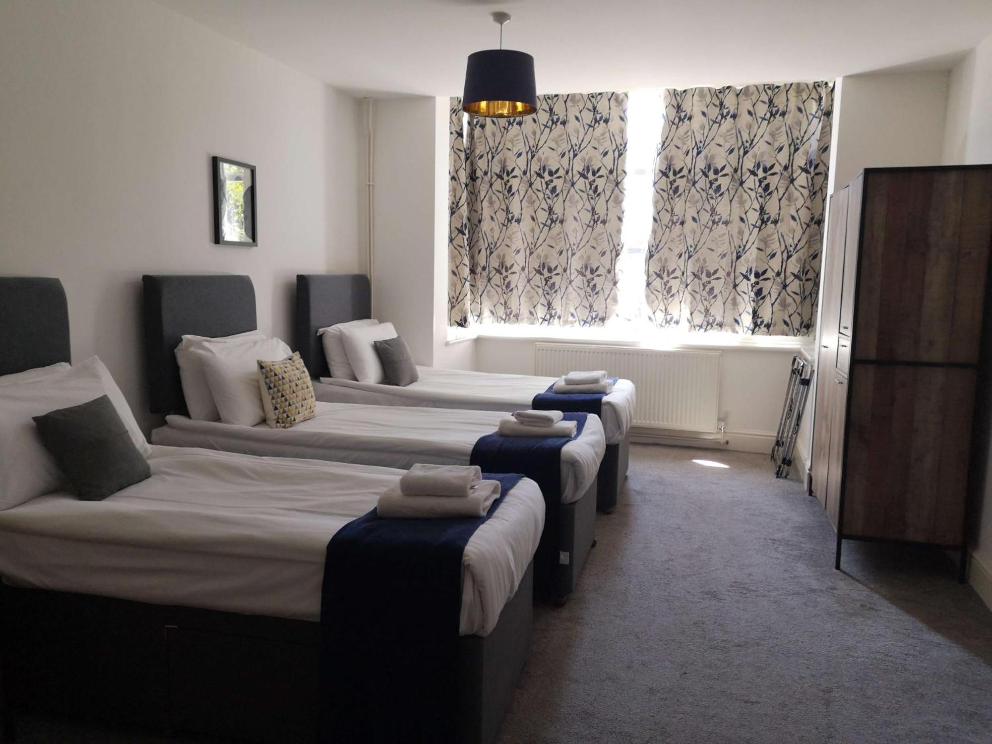 North Cambridge Guesthouse By Payman Club Екстериор снимка